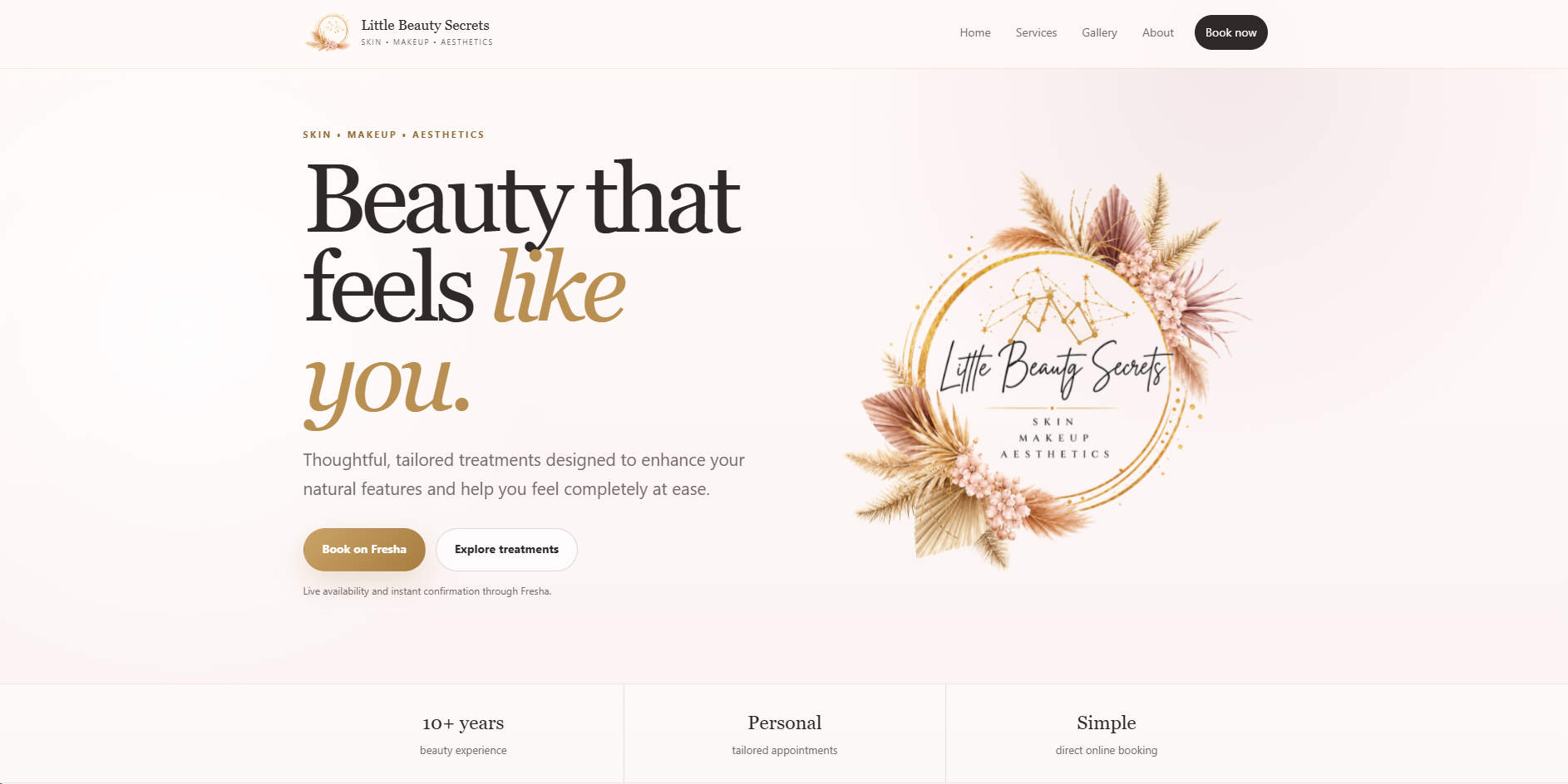 Little Beauty Secrets homepage displayed on a desktop screen.